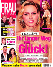 Frau im Spiegel Abo
